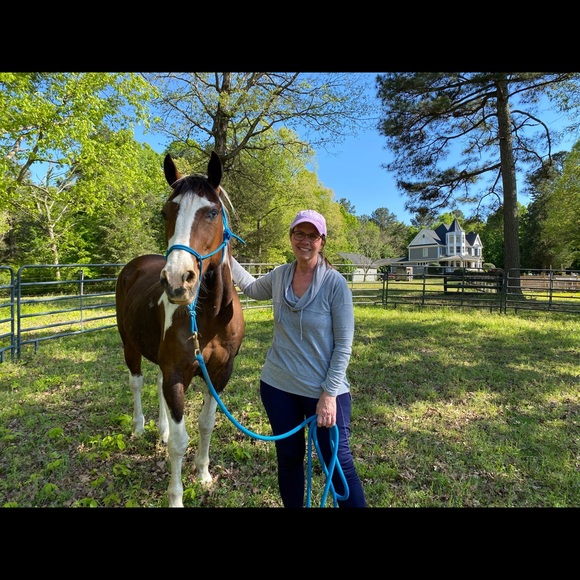 Meet your Posh Ambassador , Carolyn - Picture 5 of 16